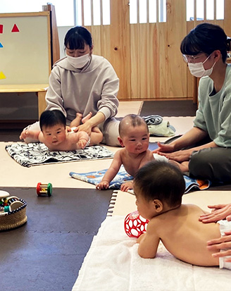 ベビーマッサージ